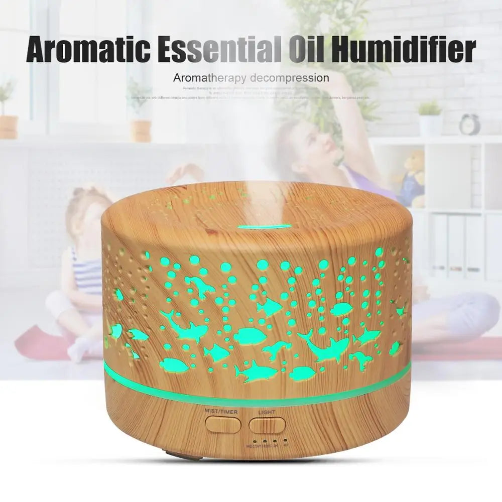 Aromatic essential oil diffuser releasing mist - humidifier and relaxation